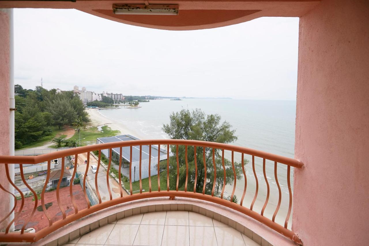 Jc Private Apartment Sunshine Bay Port Dickson Exterior photo